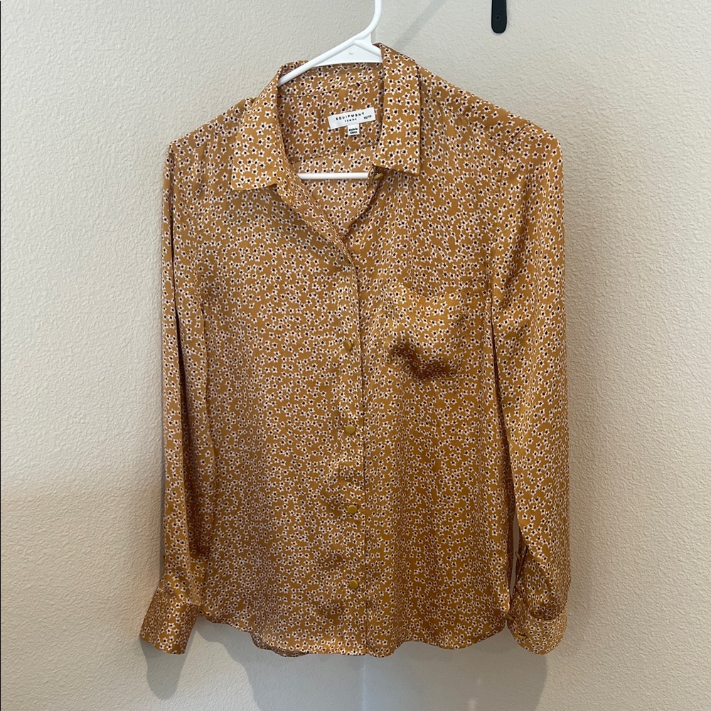 Equipment Femme Gold Floral Button-Up Blouse